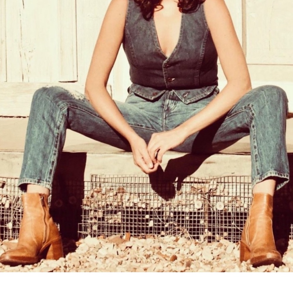 FRYE Cognac Ankle Boot Bootie Sz 6M Brown Leather Side zip Western Cowgirl - Picture 4 of 16